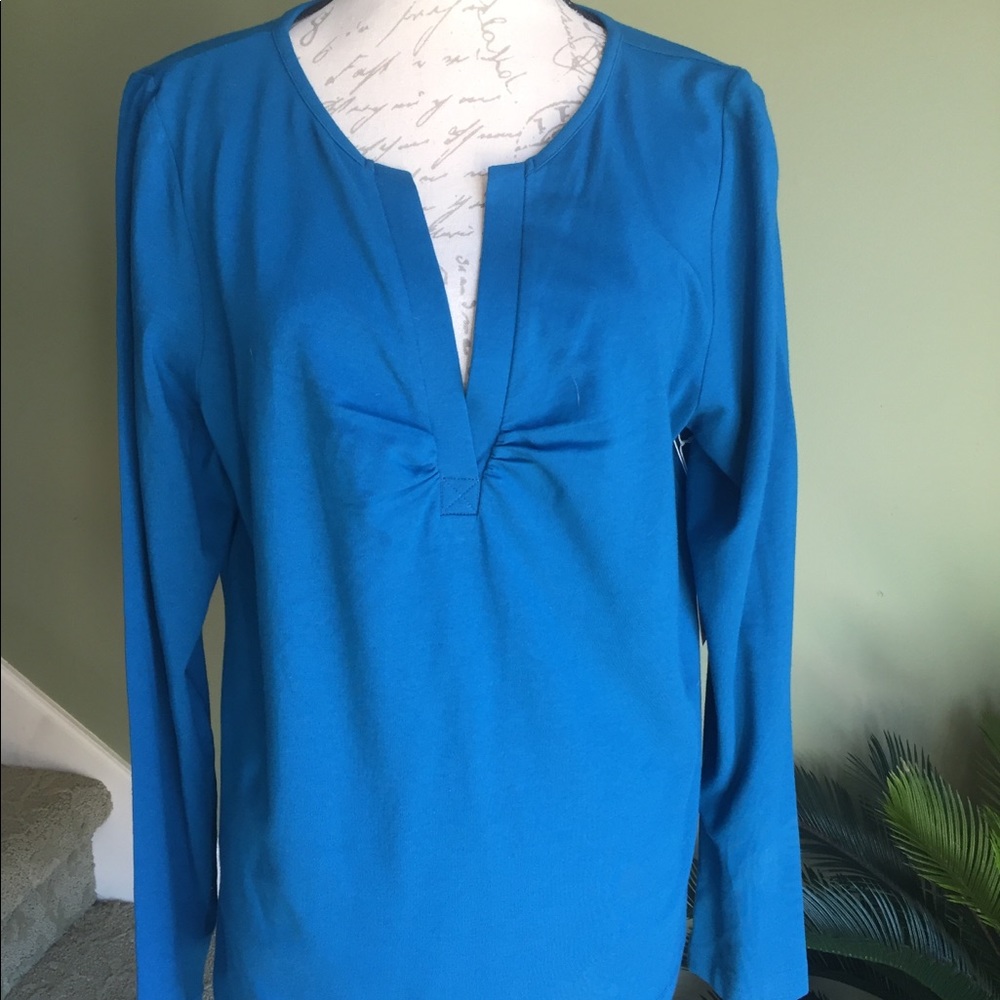 W by Worth Ladies V-neck Top - XL